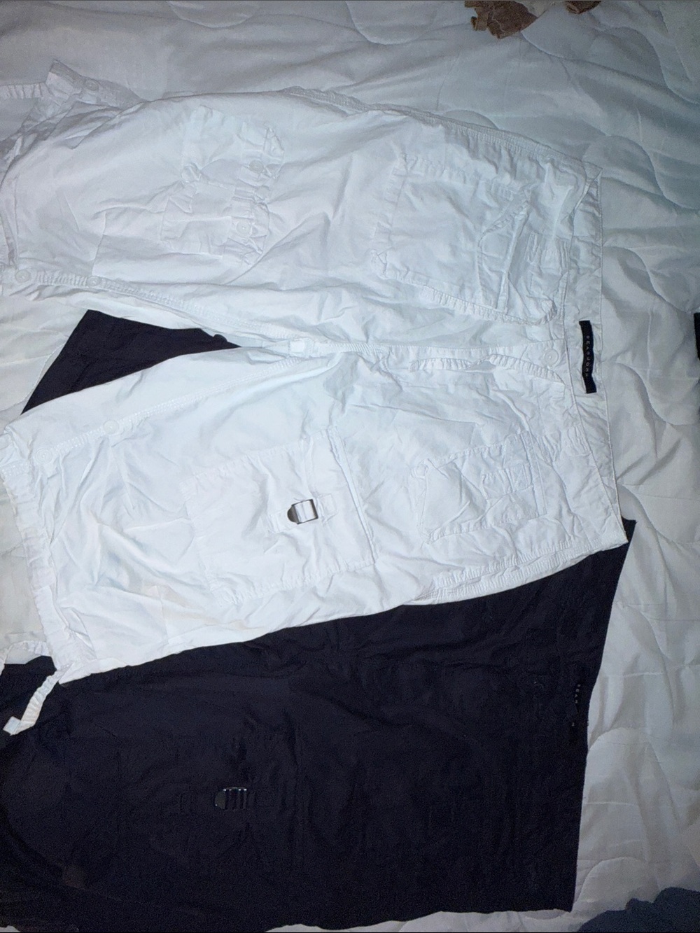 Sean John Men's White and Black Cargo Shorts